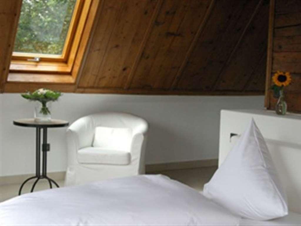 Landhotel Alte Muehle Ehningen Rum bild