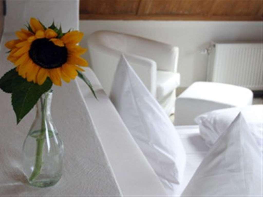 Landhotel Alte Muehle Ehningen Rum bild